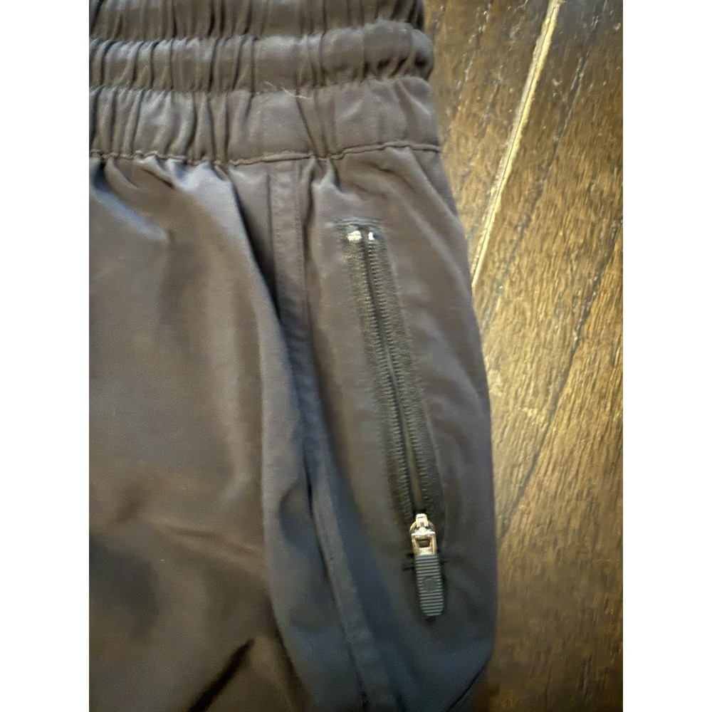 Lululemon Womens Running Shorts Black Lined Zip Pocket Reflective No Size Tag - Picture 4 of 7